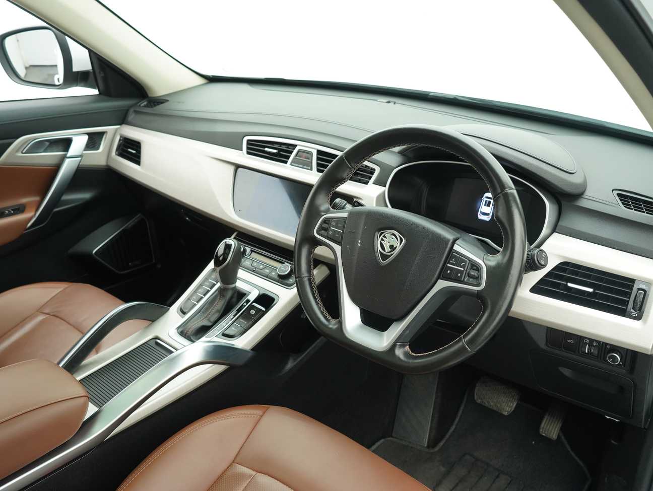 used 2019 Proton X70 Premium 1.8