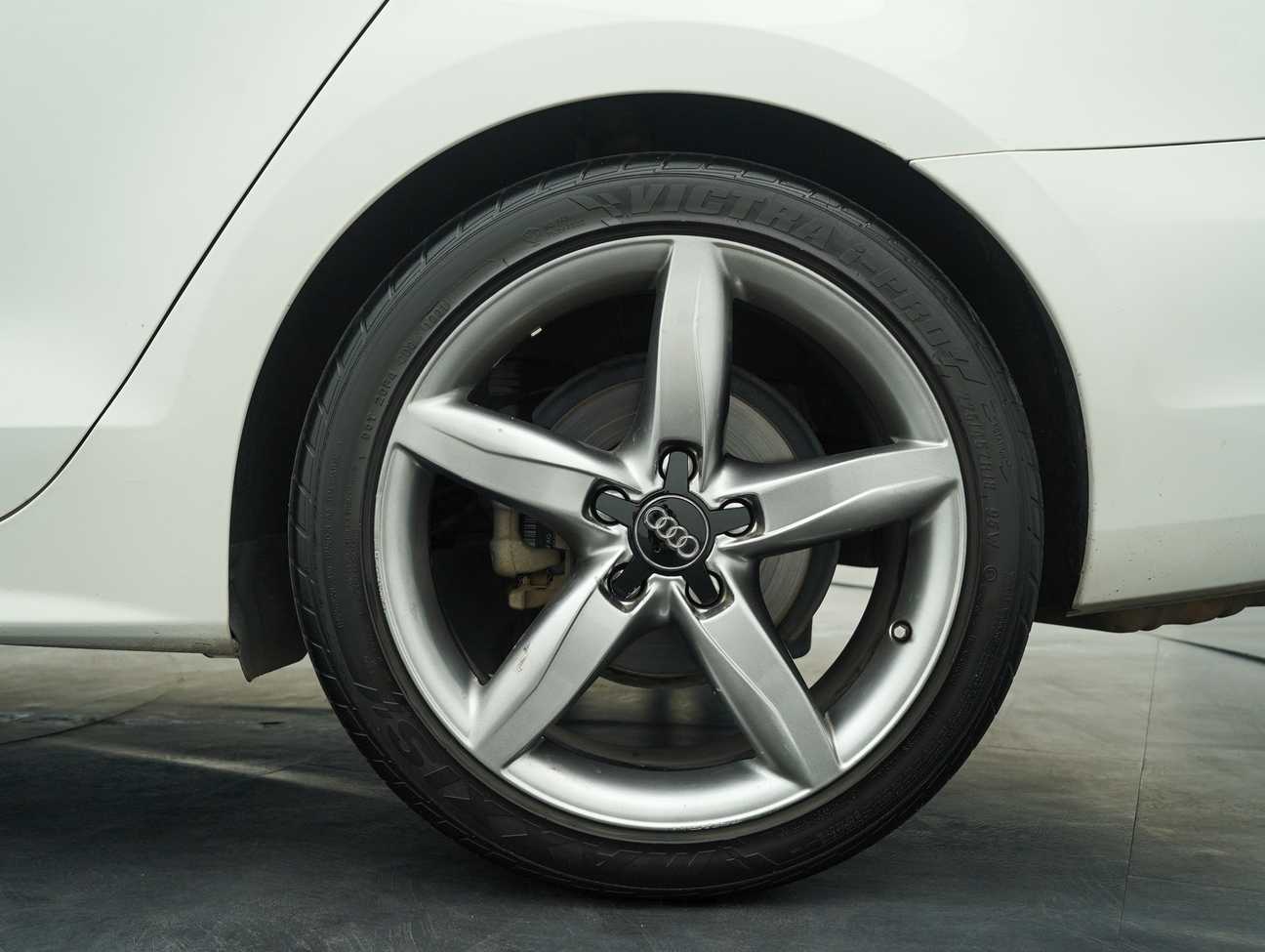 terpakai 2011 Volkswagen Jetta TSI 1.4