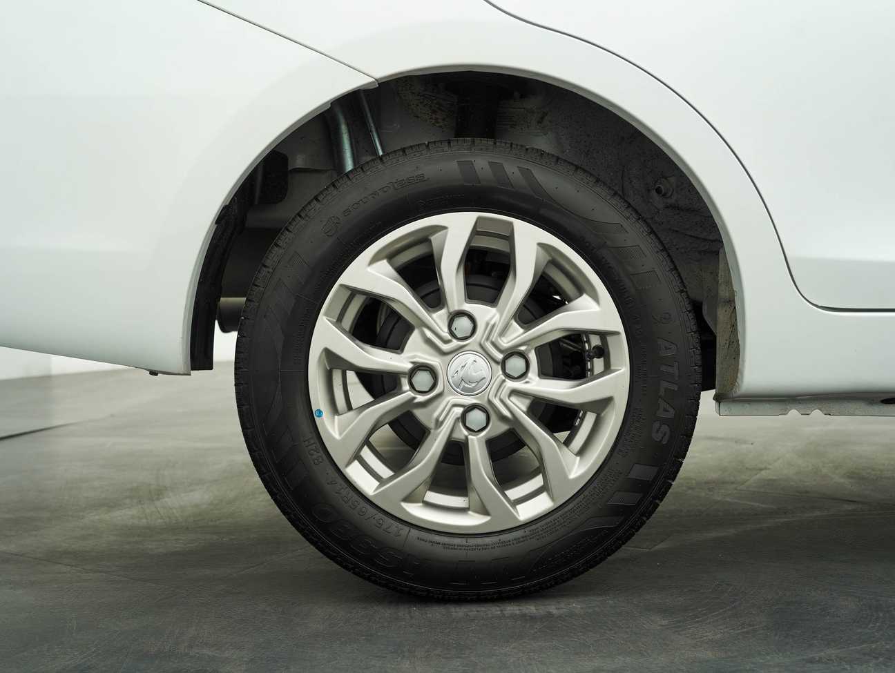 terpakai 2023 Proton Saga Standard Lite 1.3