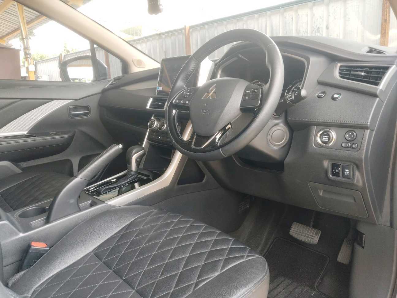 used 2023 Mitsubishi Xpander  1.5