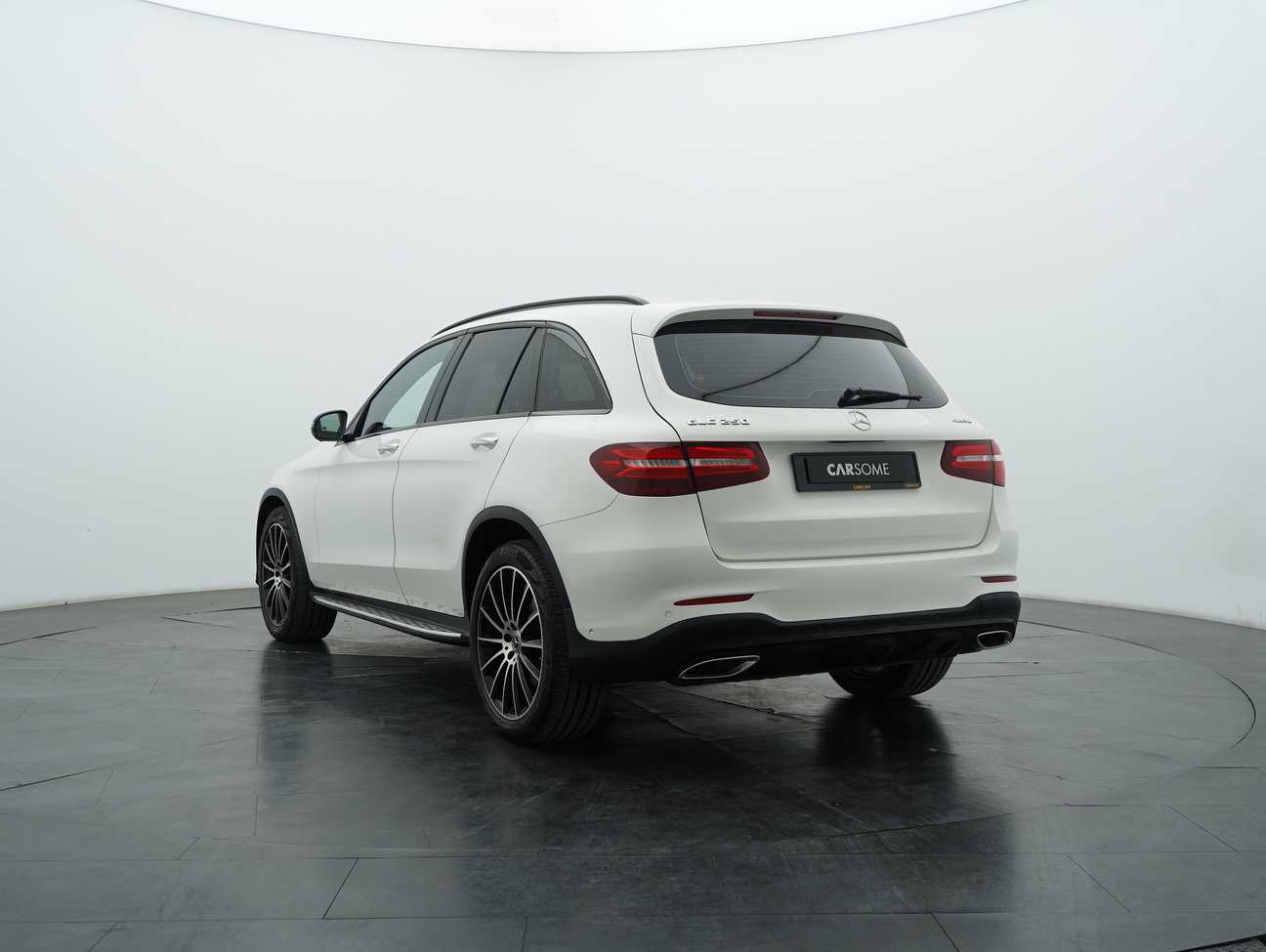 terpakai 2018 Mercedes-Benz GLC250 4MATIC AMG Line 2.0