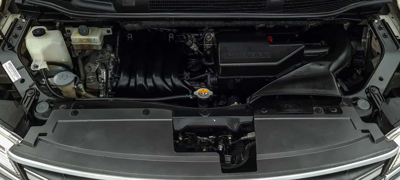 used 2017 Nissan SERENA S-HYBRID HIGH-WAY STAR 2.0