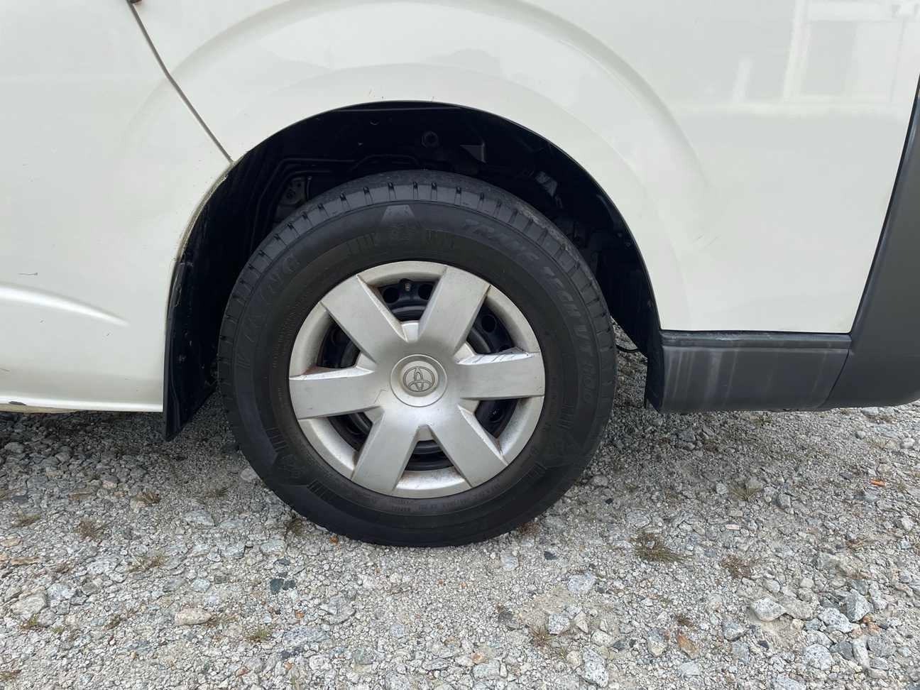used 2016 Toyota Hiace Window 2.7