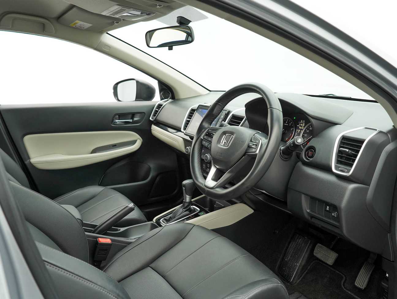 used 2021 Honda City V 1.5