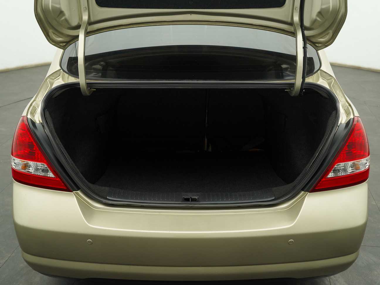 used 2007 Nissan Latio TI 1.8