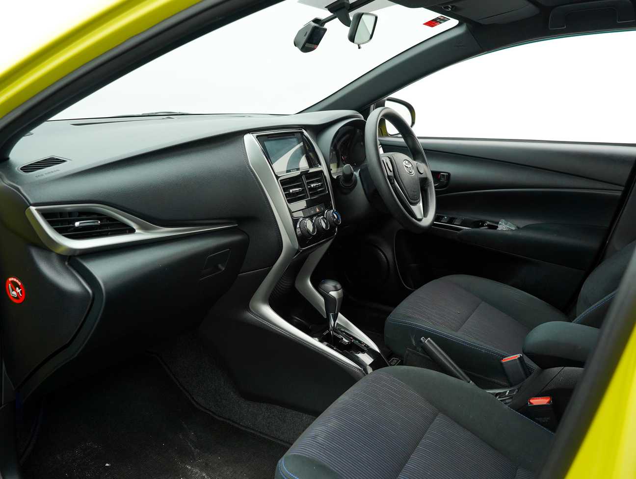 used 2019 Toyota YARIS E 1.5