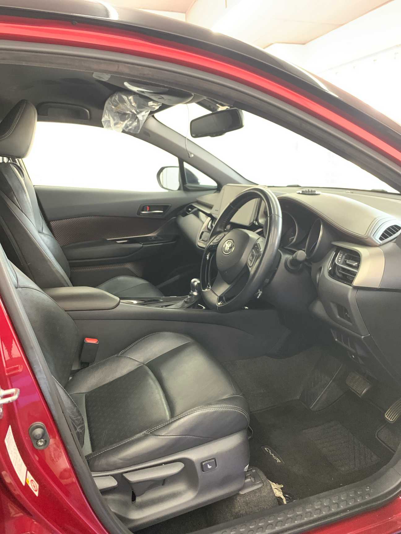 used 2018 Toyota C-HR  1.8