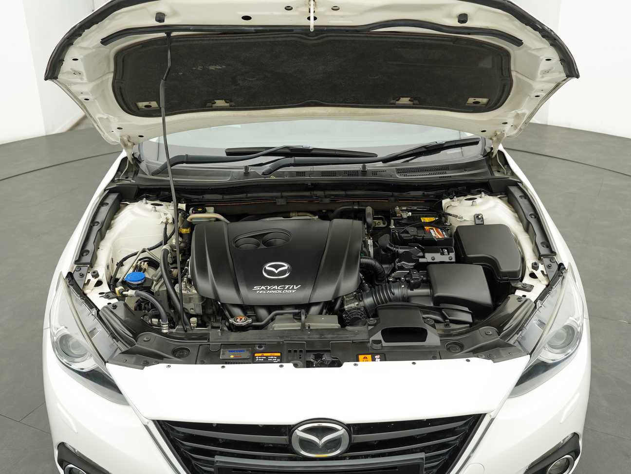 terpakai 2017 Mazda 3 SKYACTIV-G High 2.0