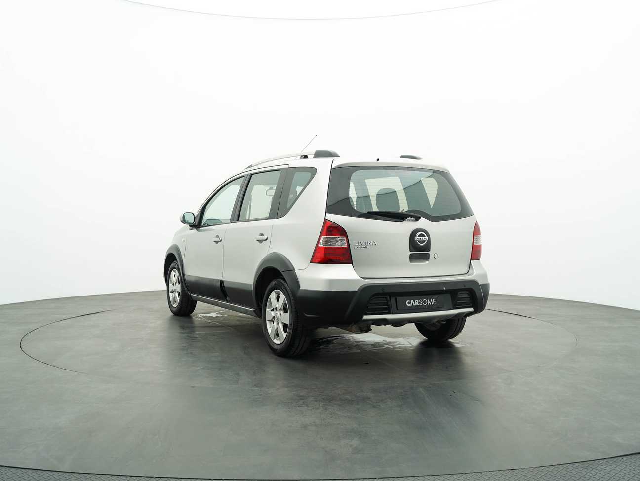 used 2013 Nissan LIVINA X-GEAR 1.6