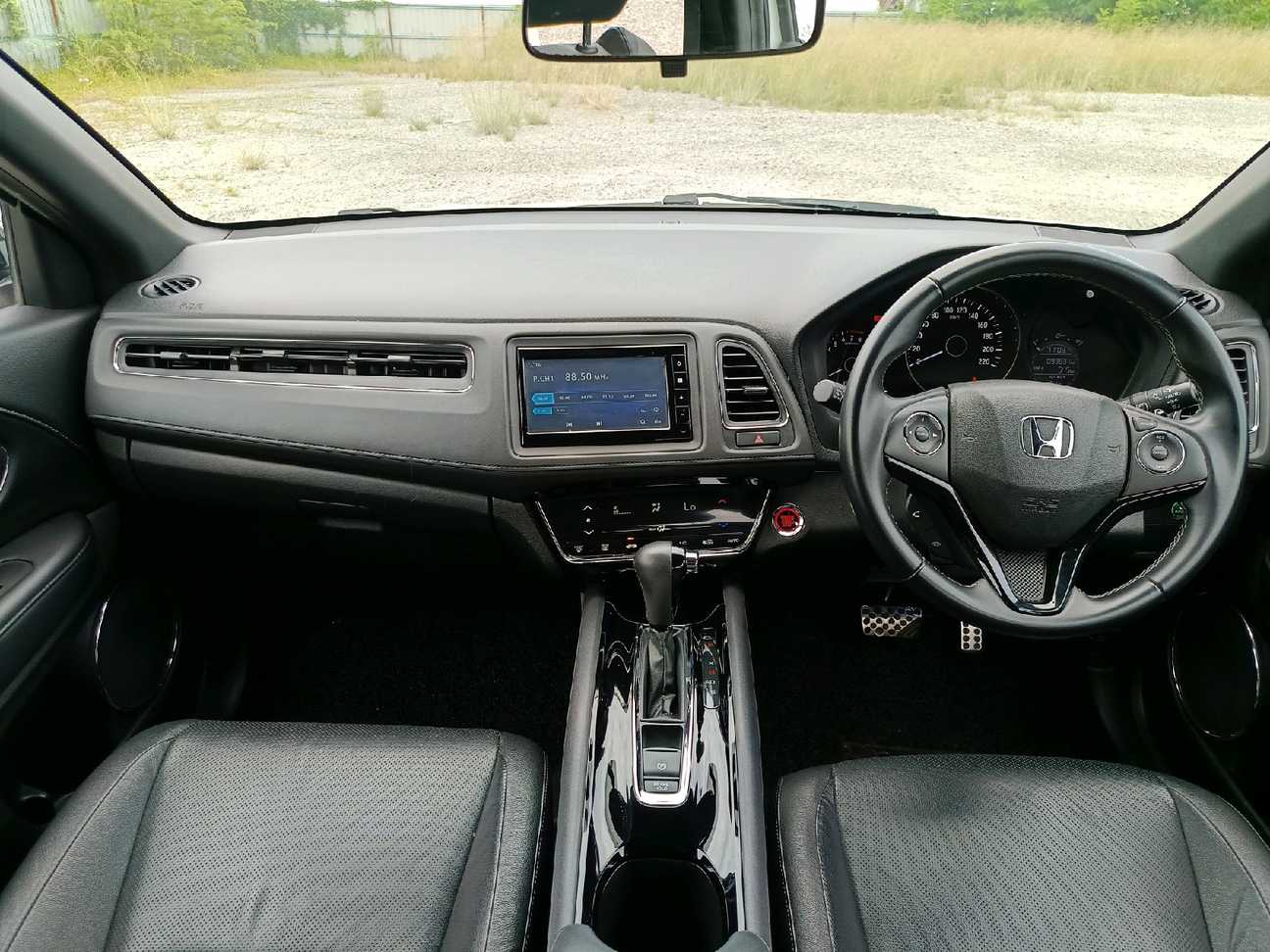 terpakai 2020 Honda HR-V RS 1.8