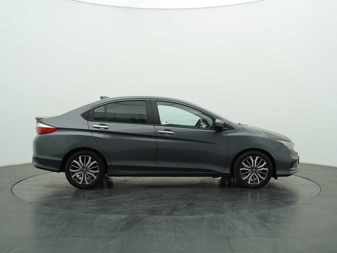 used 2018 Honda City V 1.5