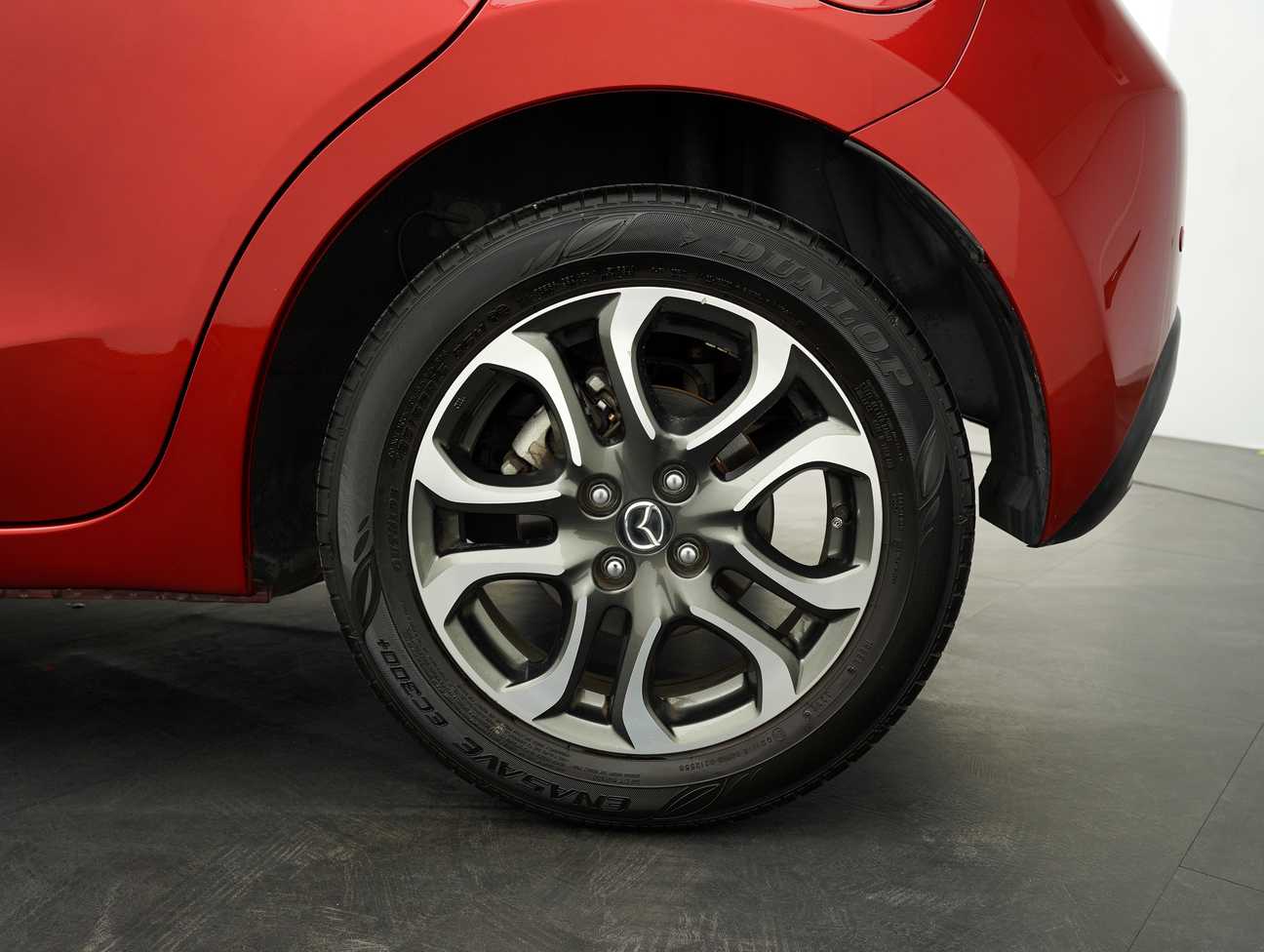 terpakai 2015 Mazda 2 SKYACTIV-G 1.5