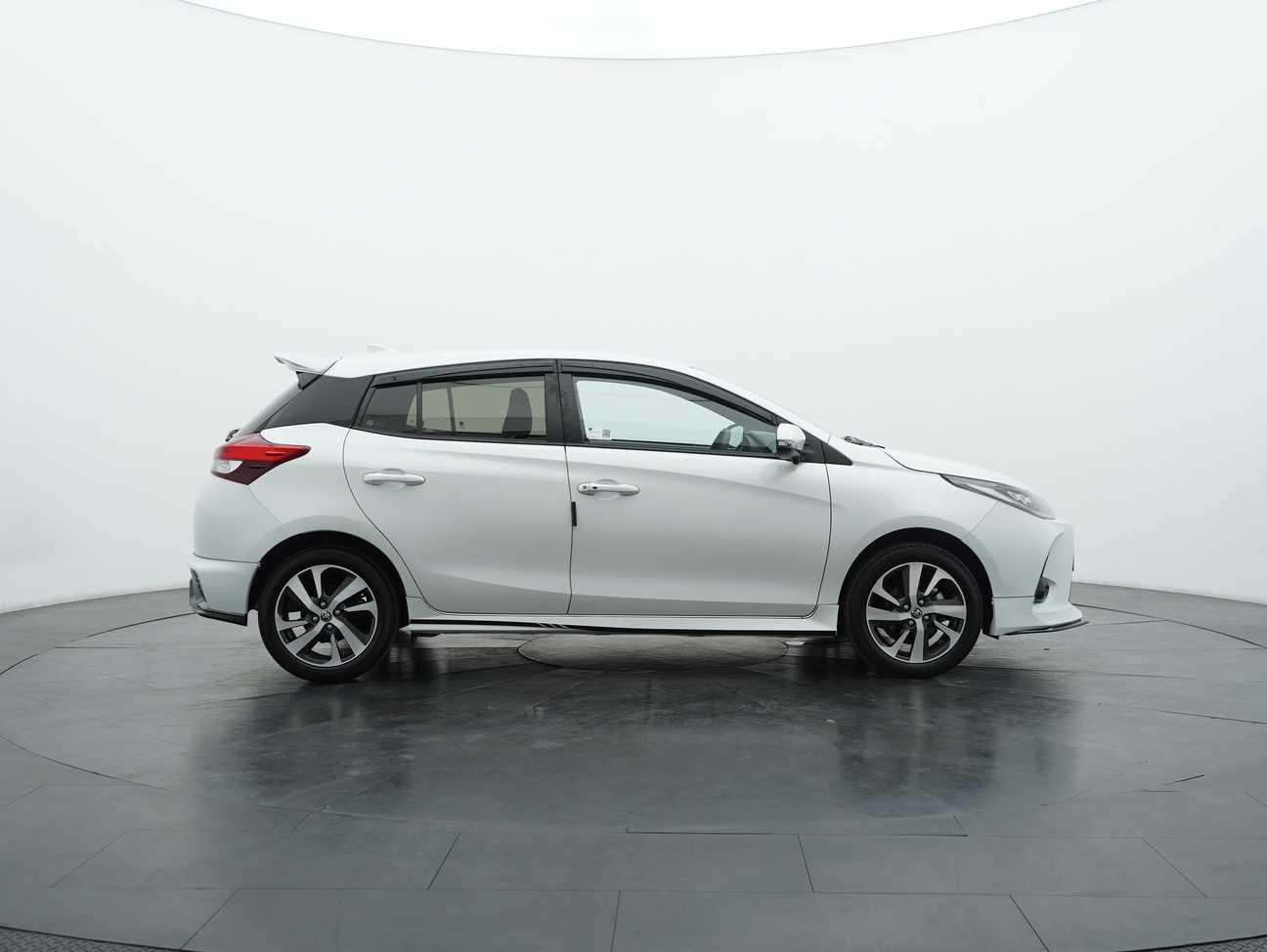 terpakai 2021 Toyota Yaris E 1.5