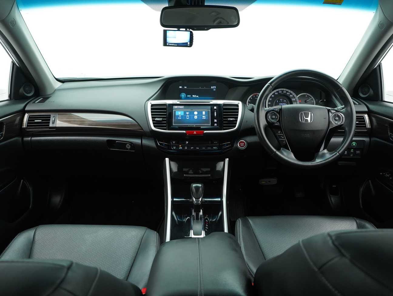 used 2016 Honda Accord VTi-L 2.0