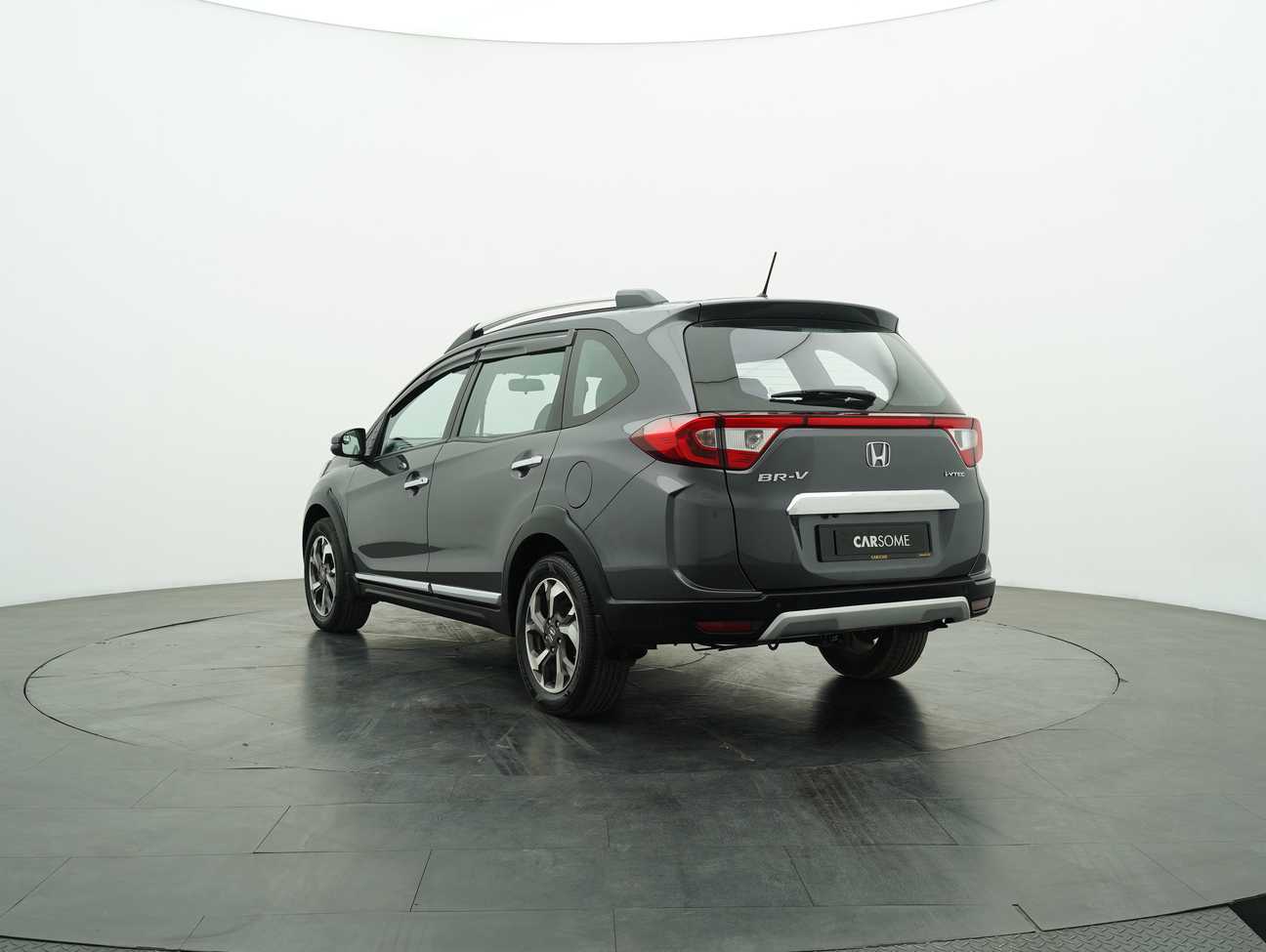 used 2018 Honda BR-V V 1.5