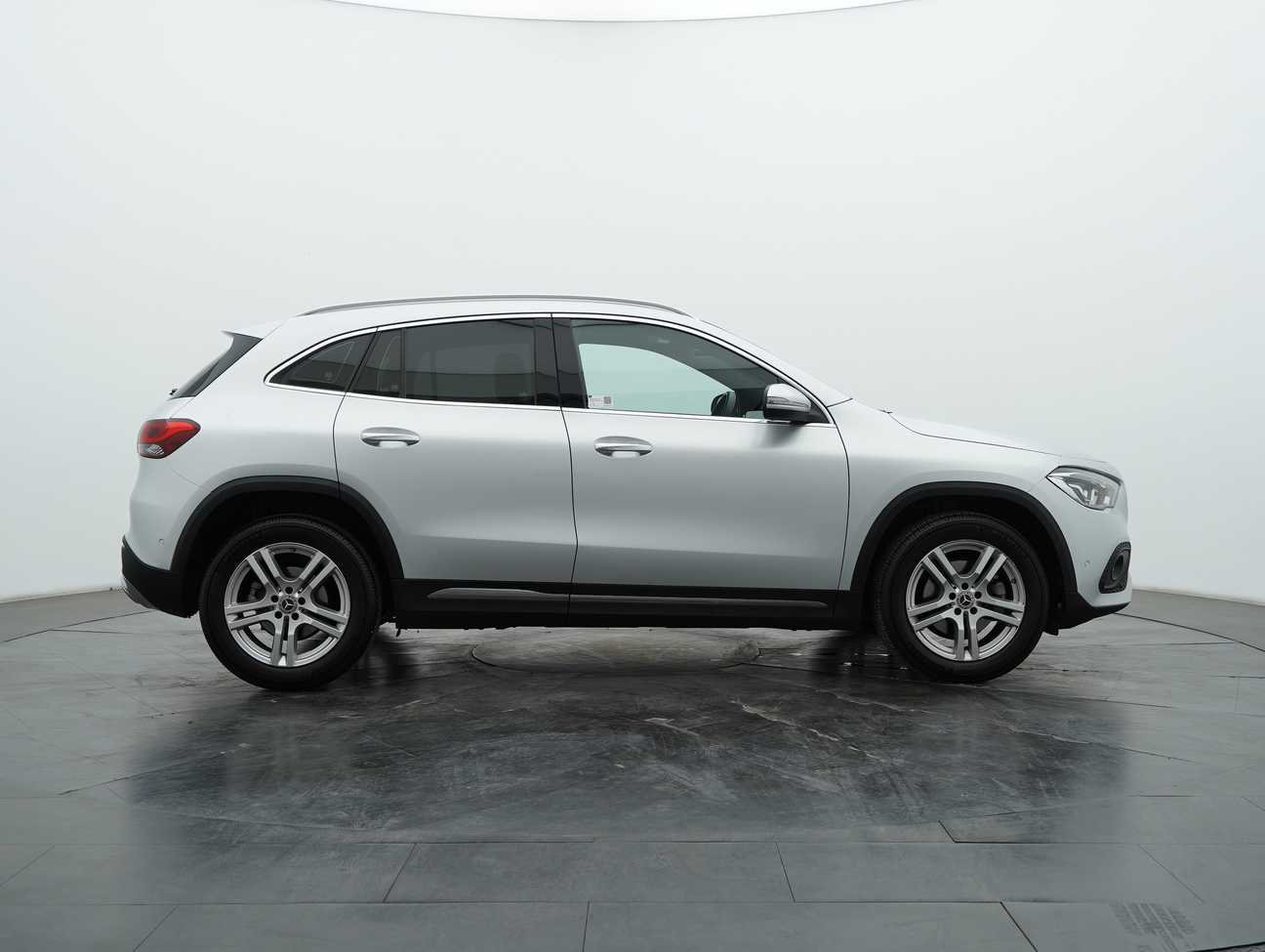 used 2022 Mercedes-Benz GLA200 Progressive Line 1.3