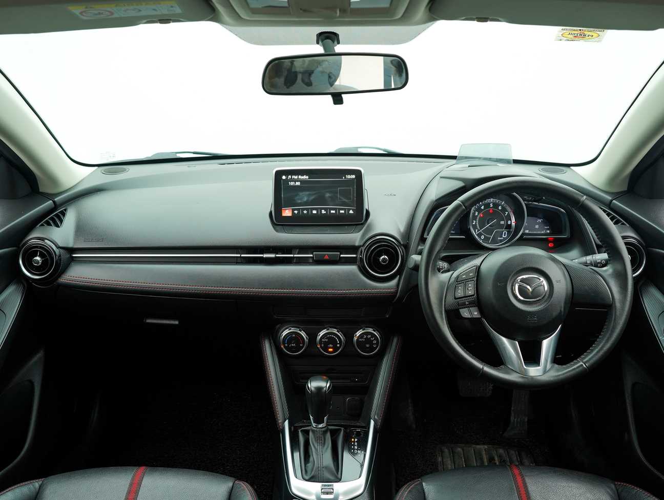 terpakai 2016 Mazda 2 SKYACTIV-G 1.5