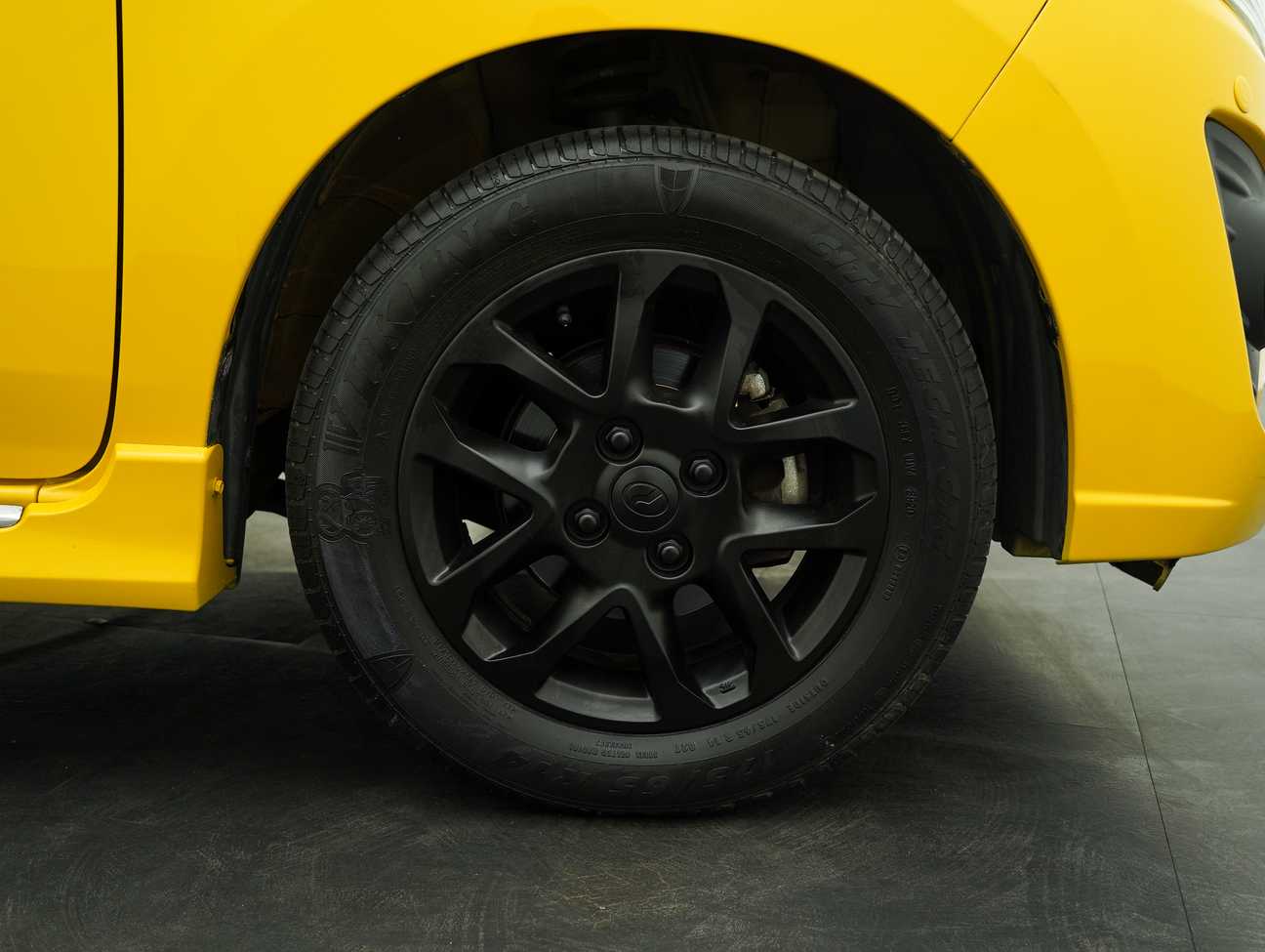 terpakai 2015 Perodua AXIA SE 1.0