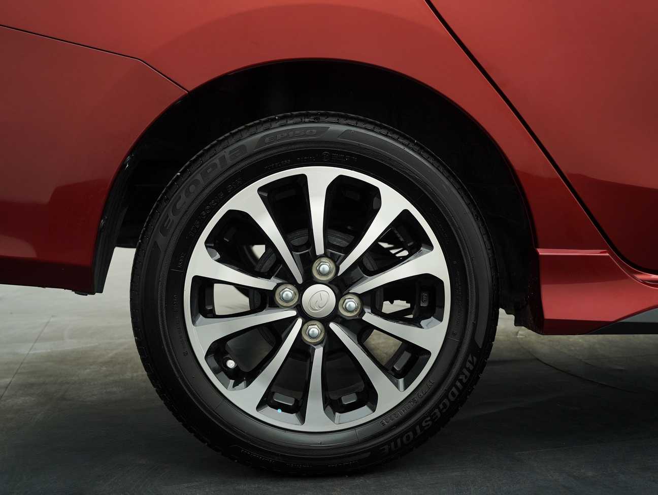 terpakai 2023 Perodua Bezza Advance 1.3