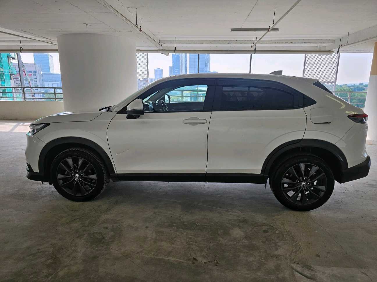 used 2023 Honda HR-V V 1.5