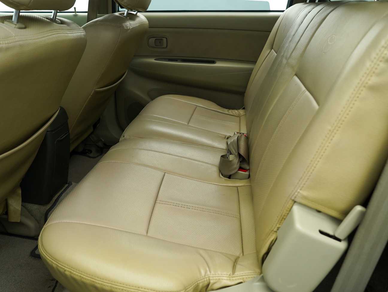 terpakai 2009 Toyota Avanza E 1.5