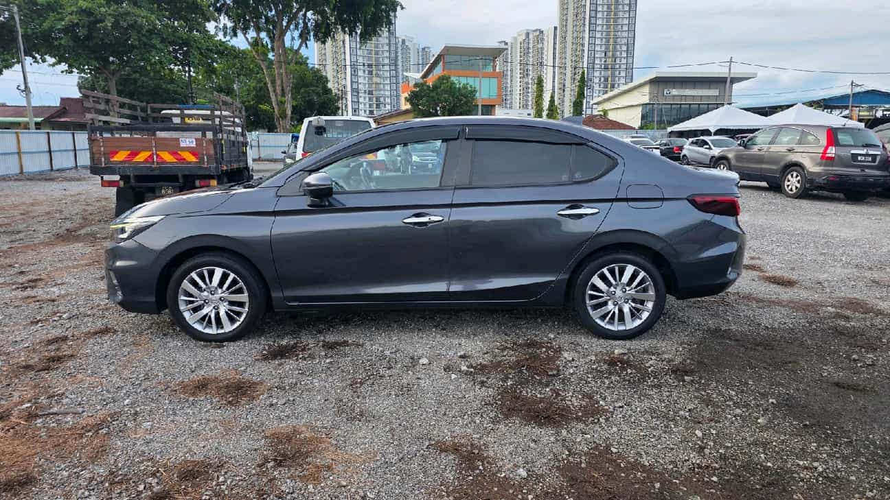used 2022 Honda City V 1.5