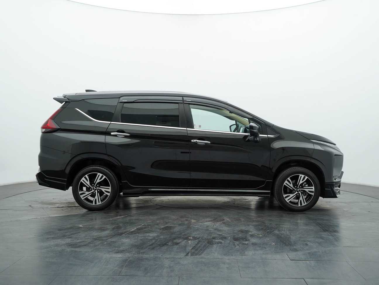 terpakai 2023 Mitsubishi Xpander  1.5
