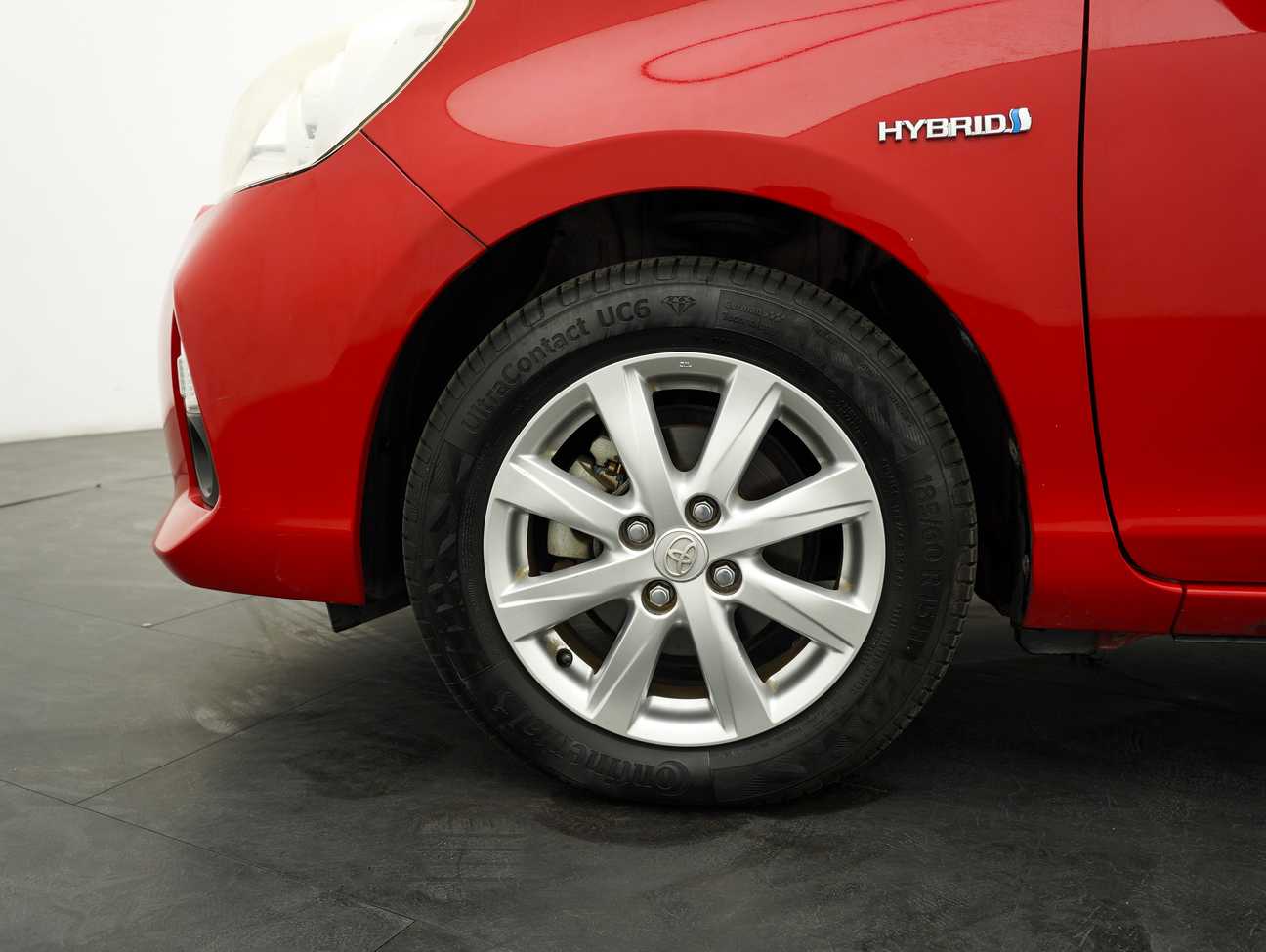 used 2013 Toyota Prius C Hybrid 1.5