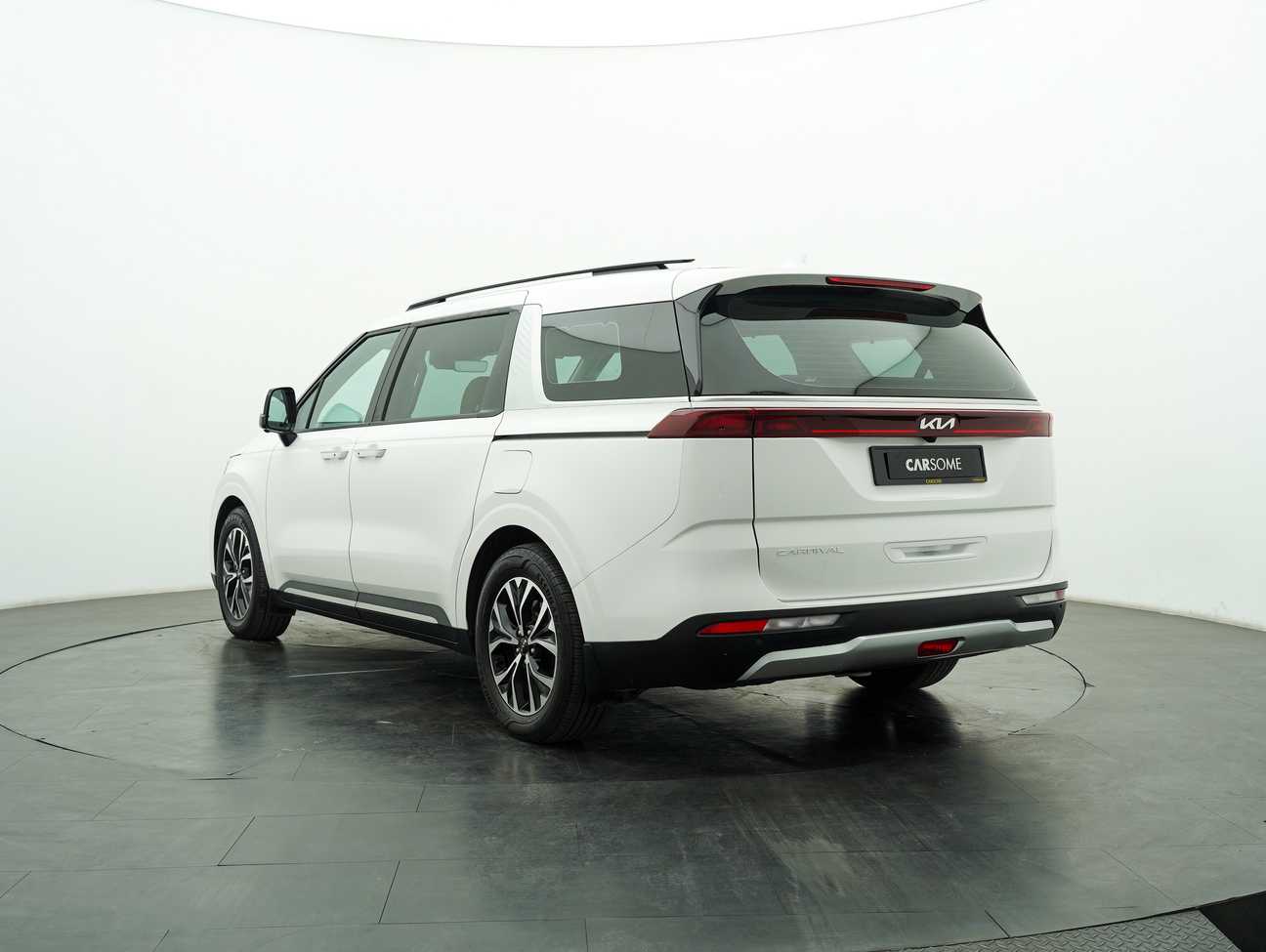 used 2022 Kia Carnival  2.2