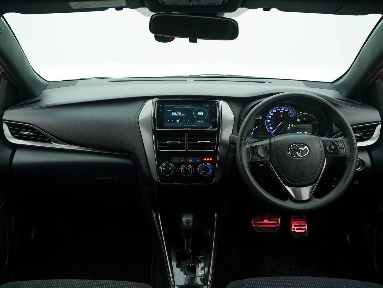 terpakai 2022 Toyota Yaris E 1.5