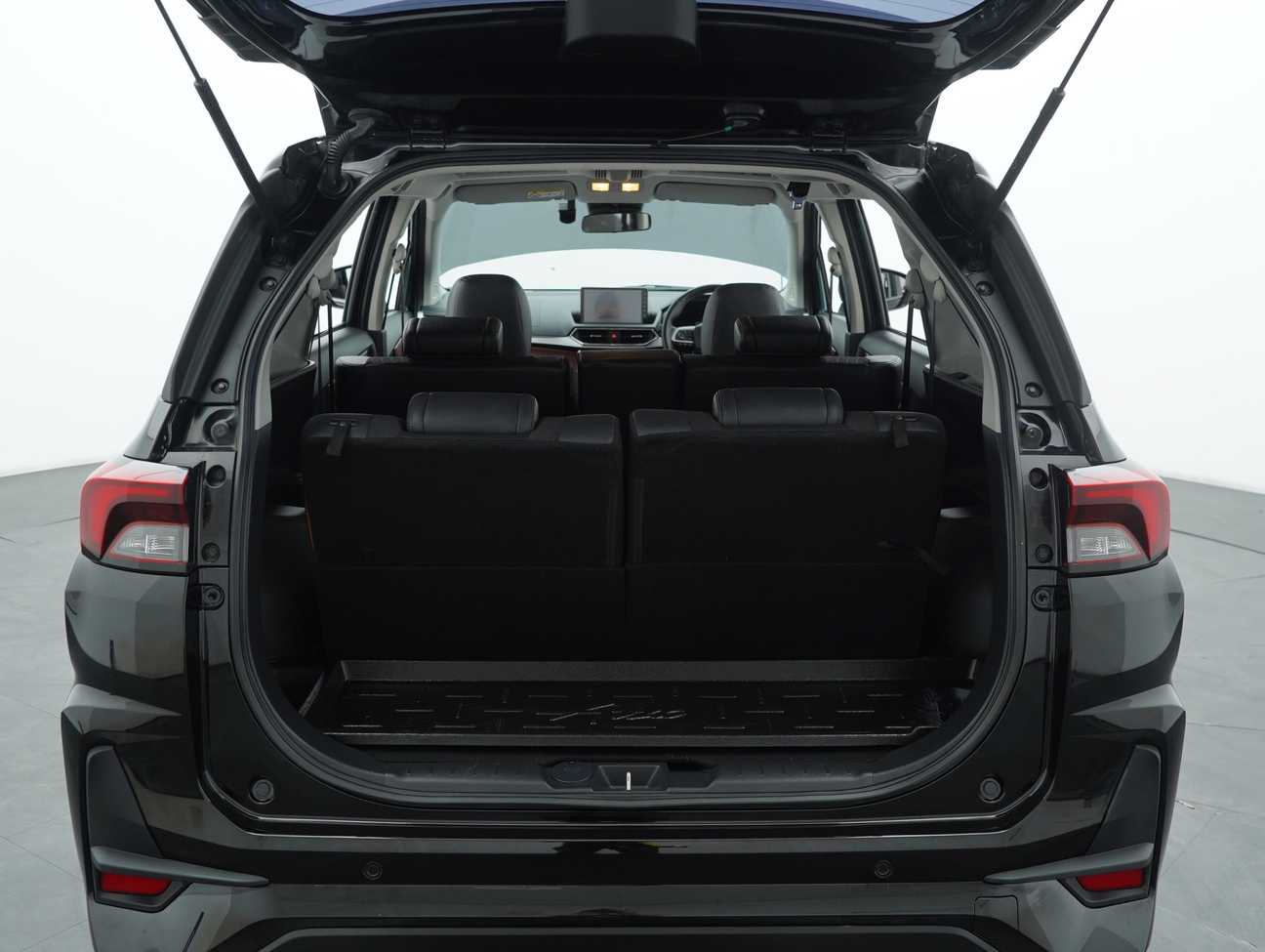 used 2023 Perodua Alza AV 1.5