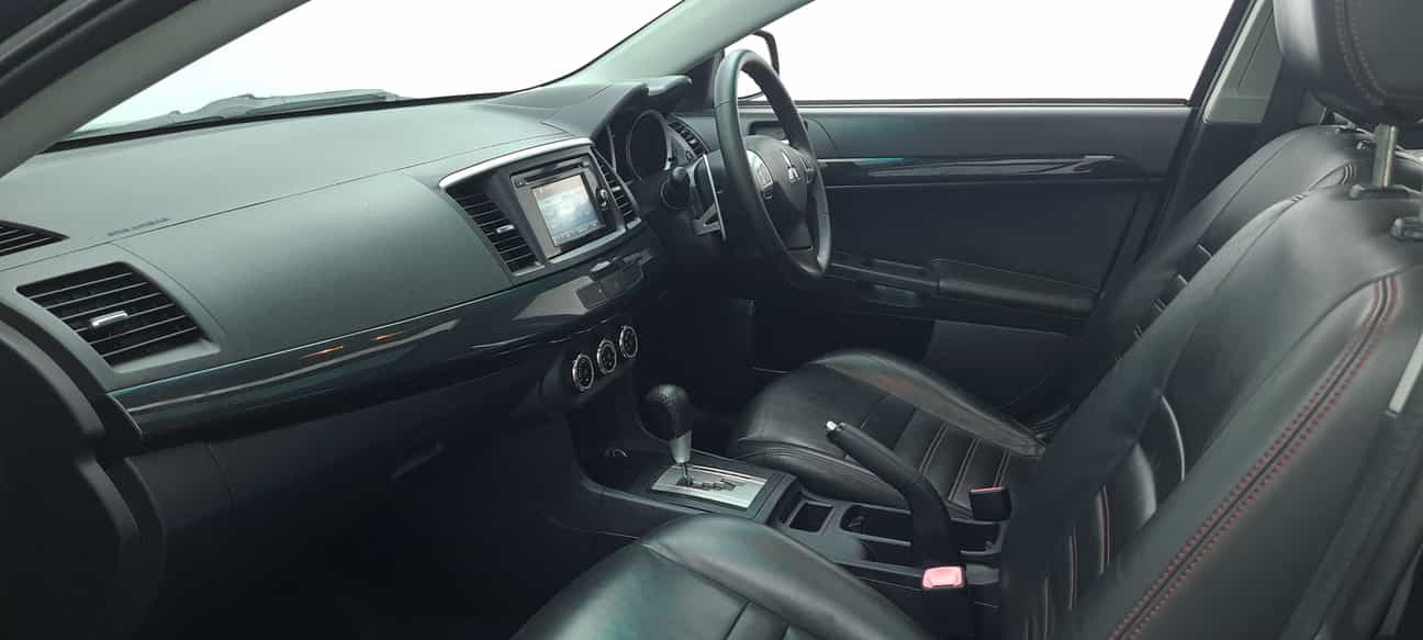 terpakai 2014 Mitsubishi LANCER GT 2.0