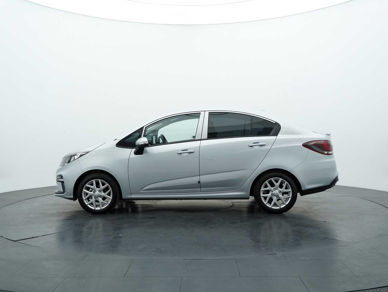 terpakai 2024 Proton Persona Executive 1.6