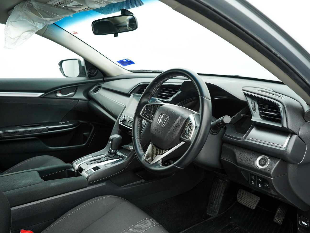 terpakai 2018 Honda CIVIC I-VTEC 1.8