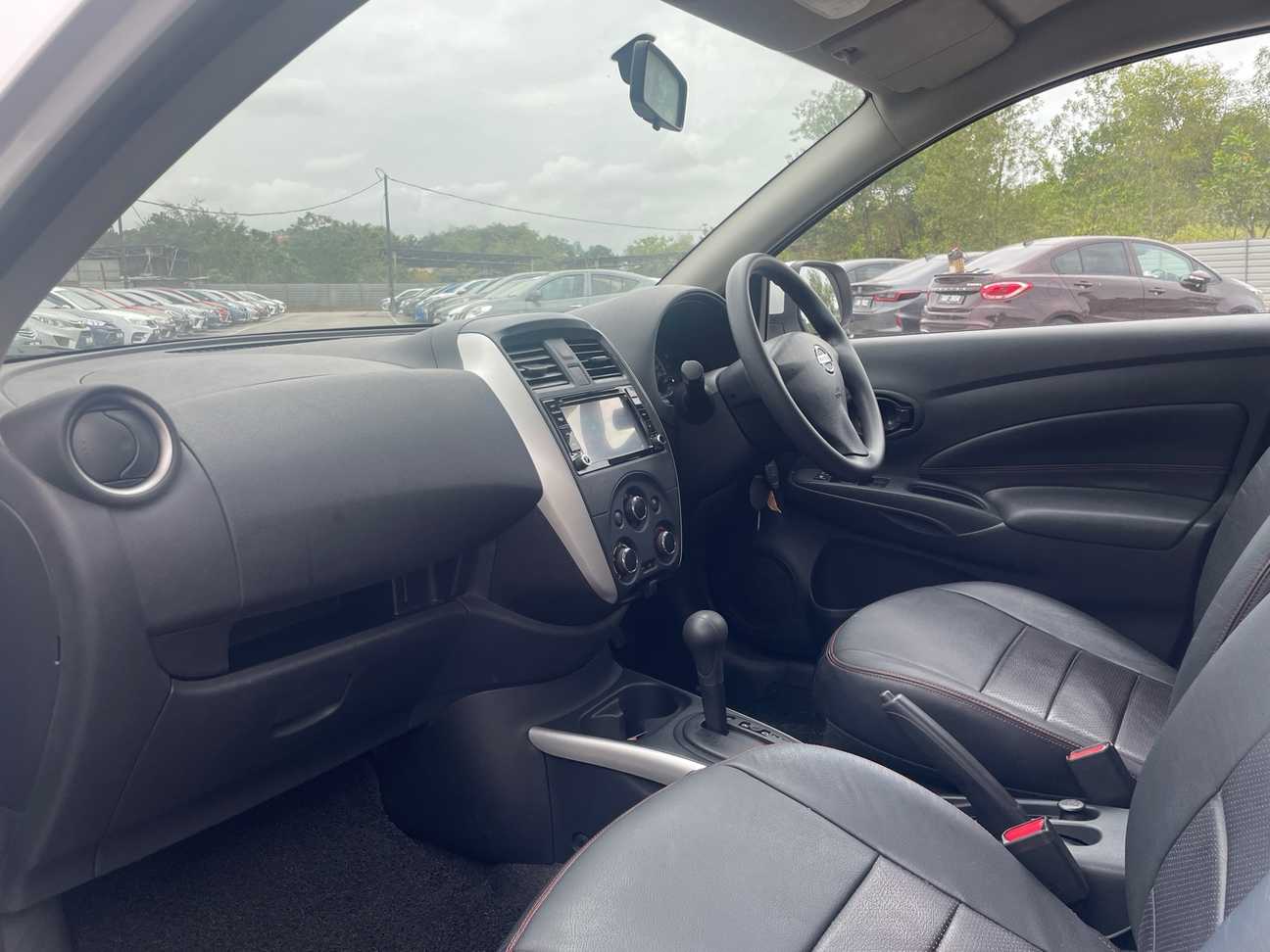 terpakai 2016 Nissan Almera E 1.5