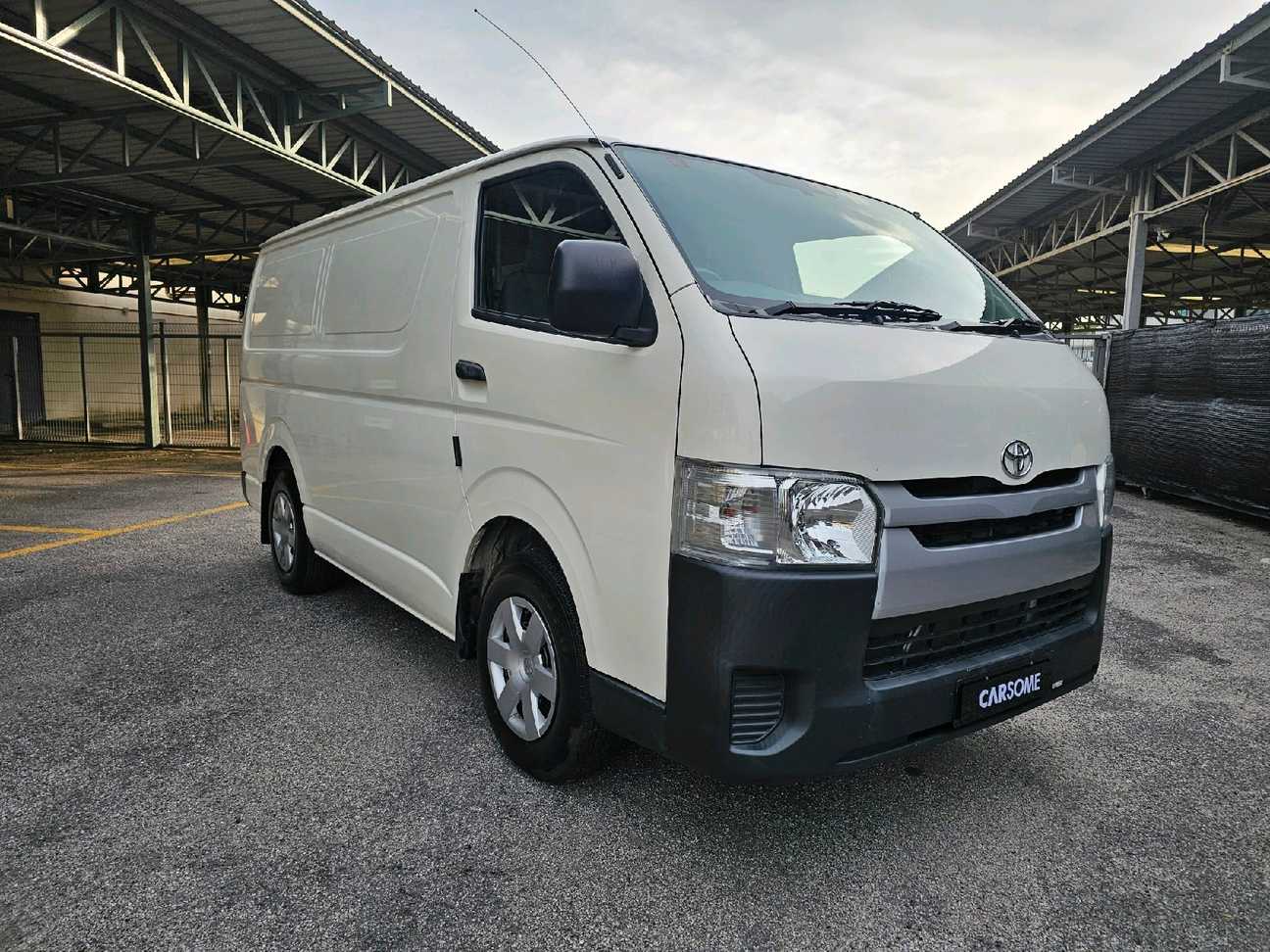 used 2022 Toyota Hiace Panel Van 2.5
