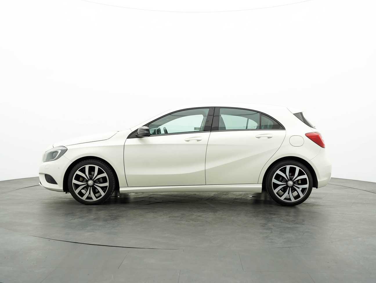 used 2015 Mercedes-Benz A200  1.6
