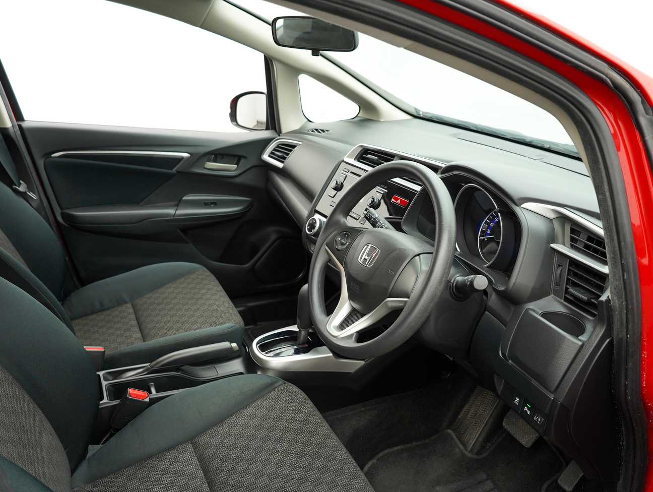 used 2016 Honda Jazz E 1.5