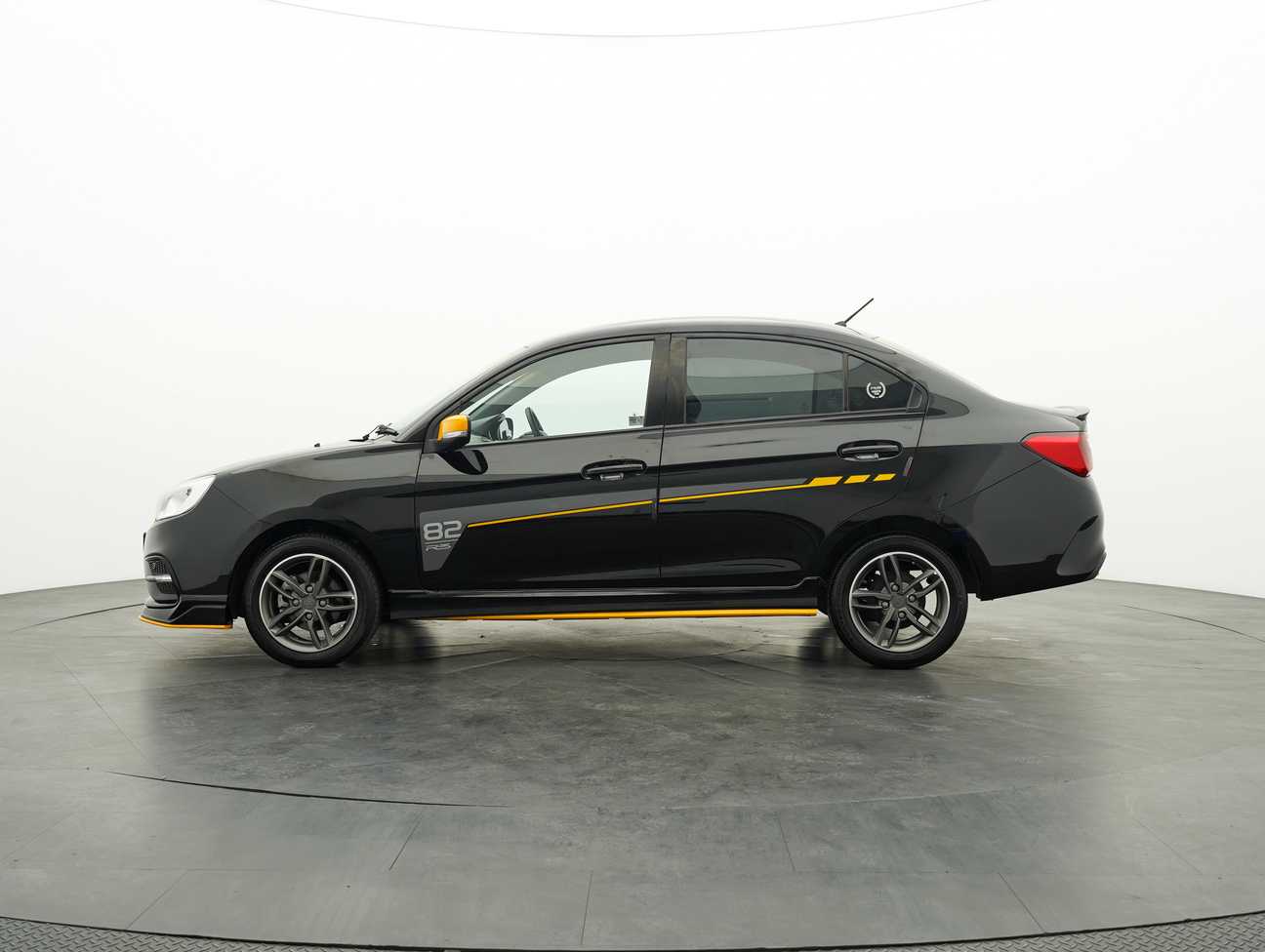 used 2021 Proton Saga R3 1.3