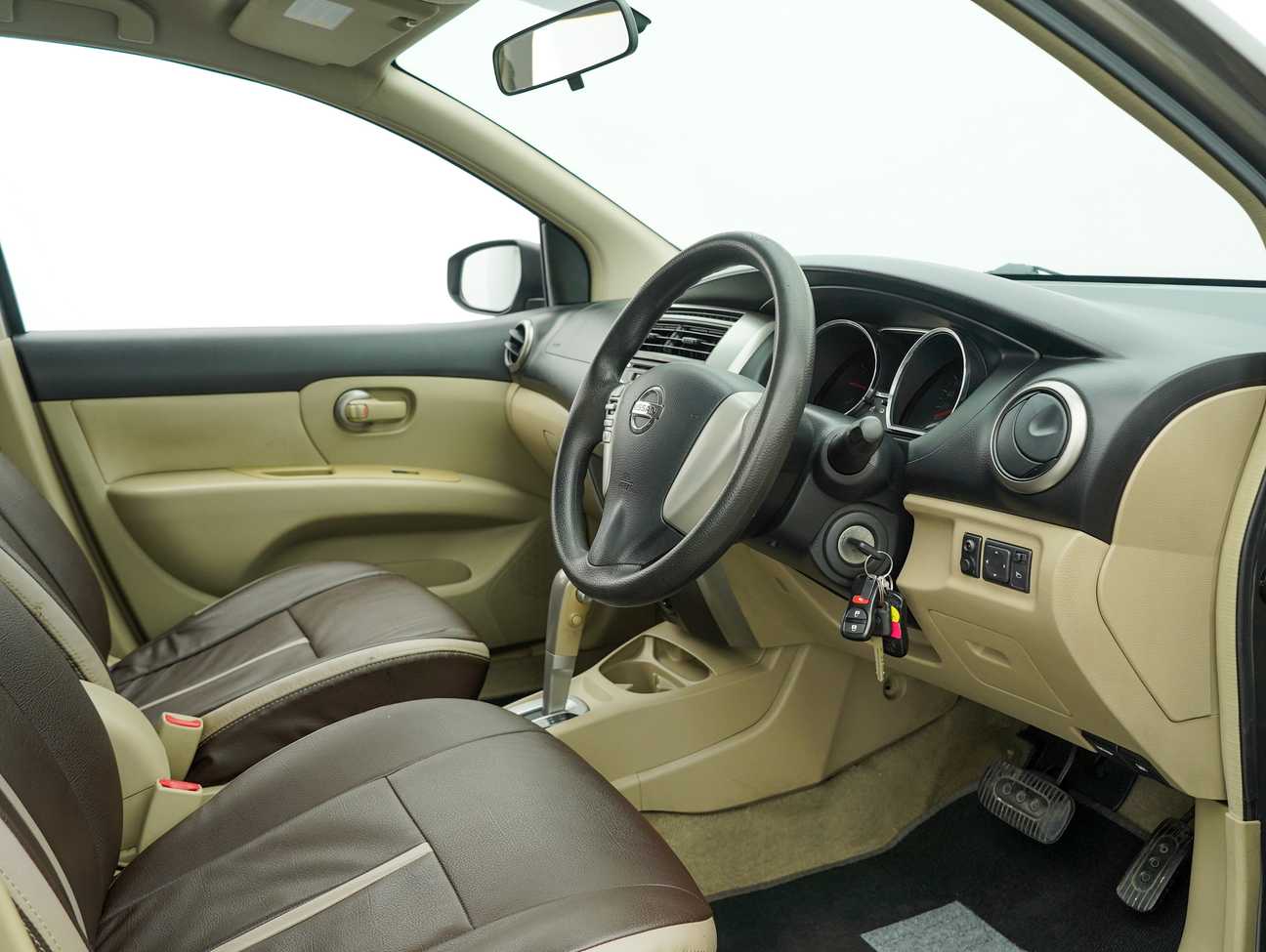 used 2015 Nissan Grand Livina Comfort 1.6