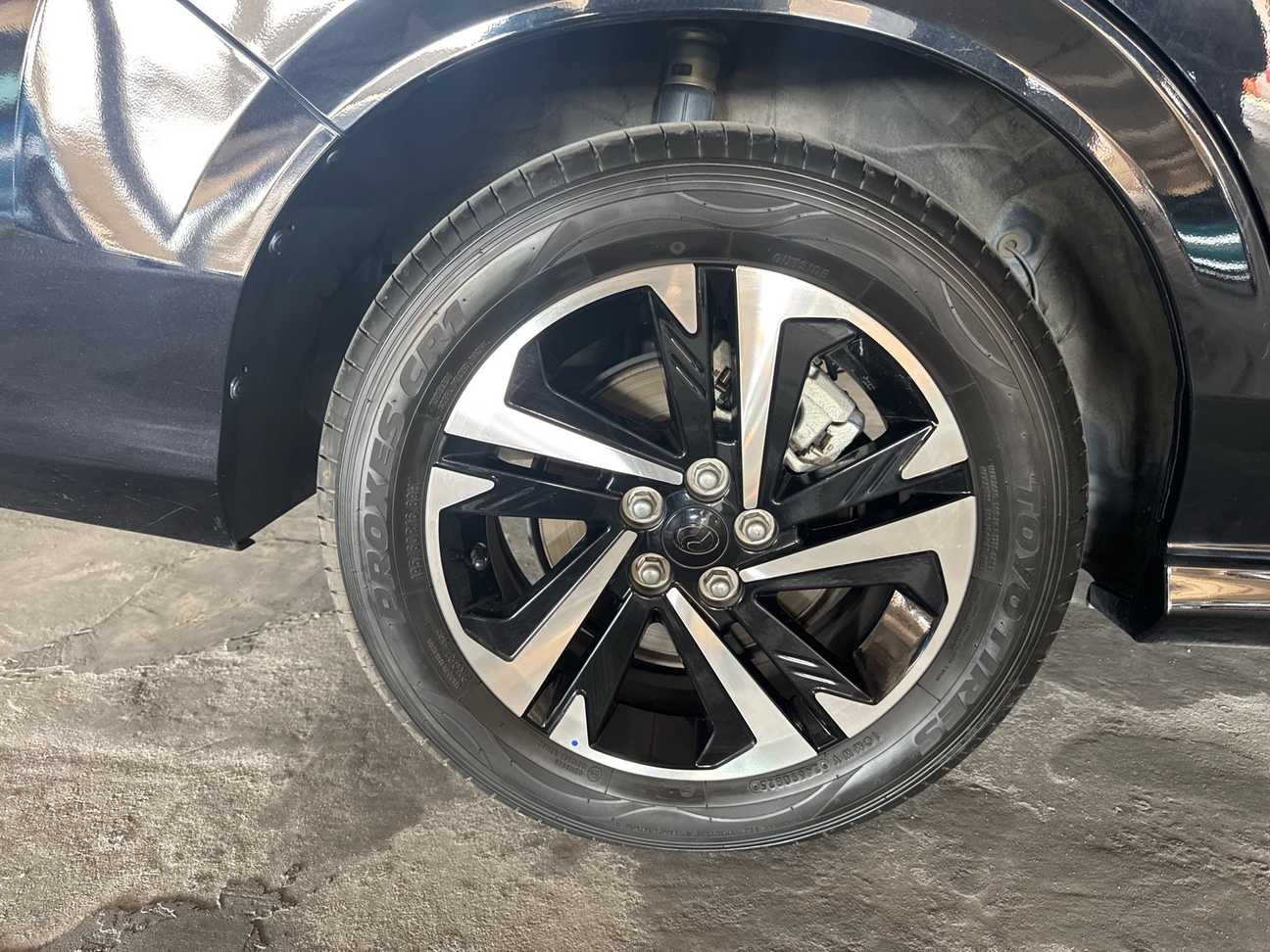 used 2023 Perodua Alza AV 1.5