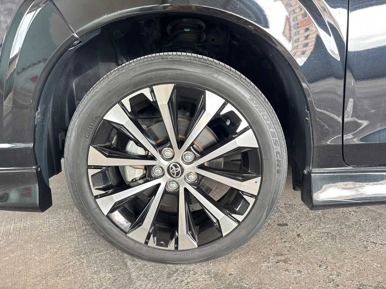 used 2023 Toyota Veloz  1.5