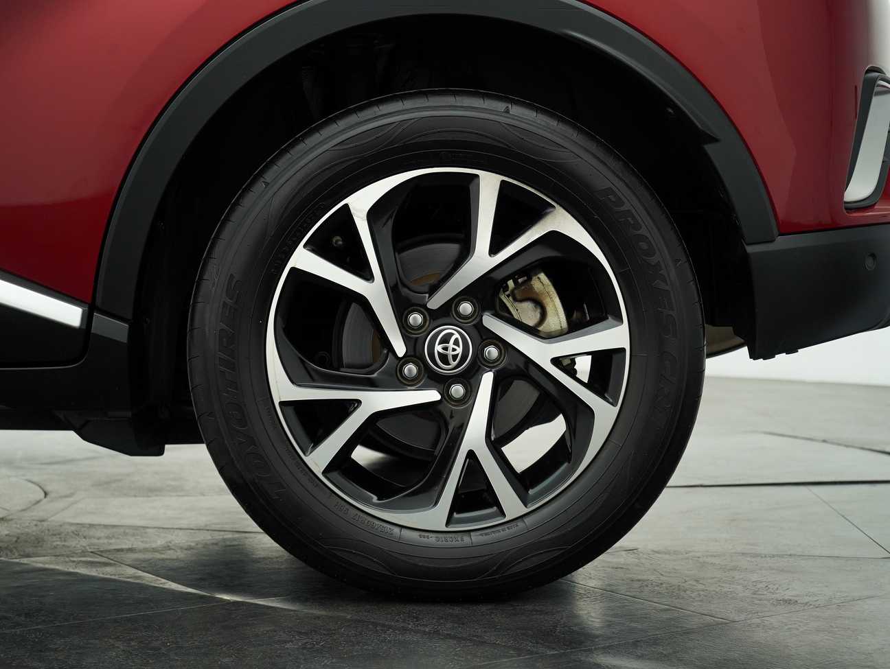 used 2020 Toyota C-HR  1.8