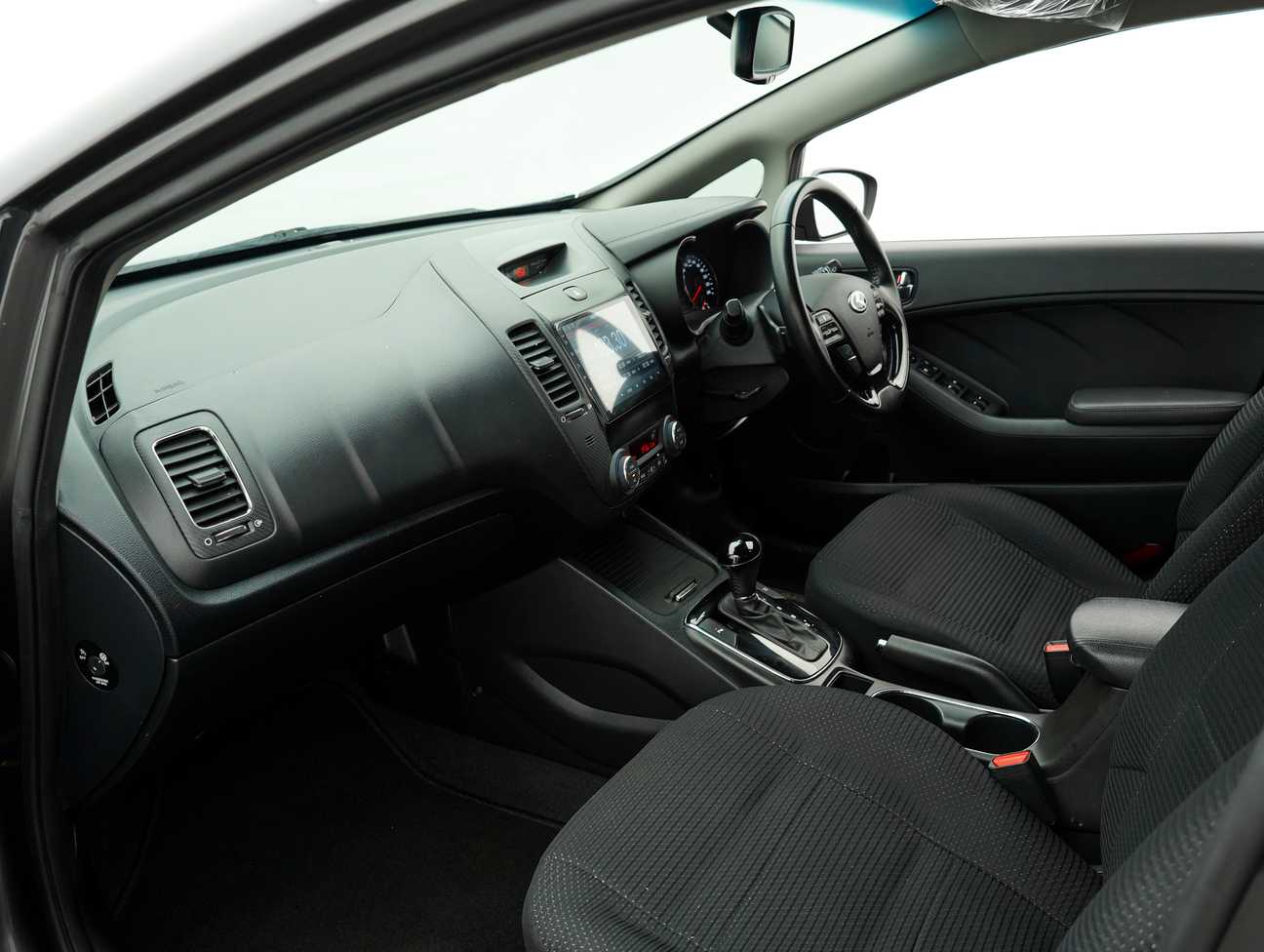 terpakai 2018 Kia Cerato K3 1.6