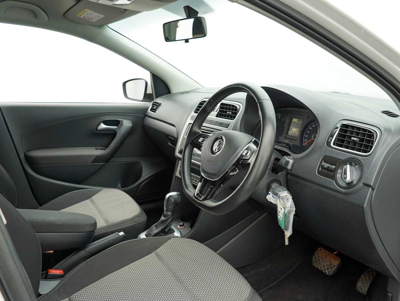 terpakai 2017 Volkswagen Polo  1.6