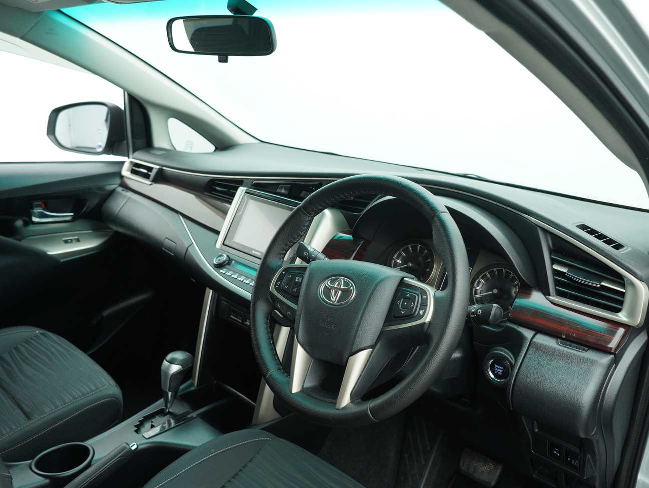 used 2018 Toyota Innova G 2.0