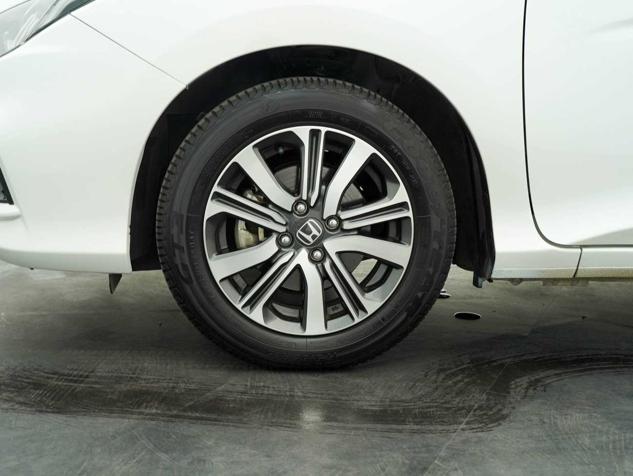 terpakai 2019 Honda CITY E 1.5