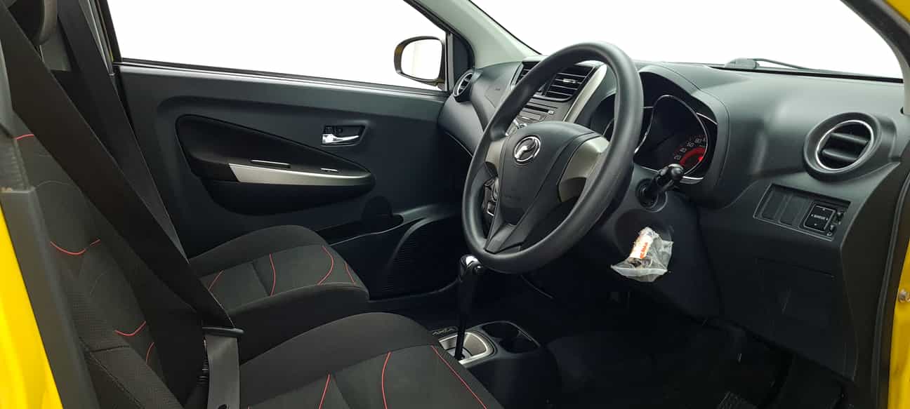 terpakai 2015 Perodua AXIA SE 1.0