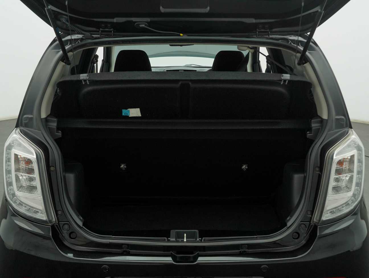 terpakai 2018 Perodua AXIA SE 1.0