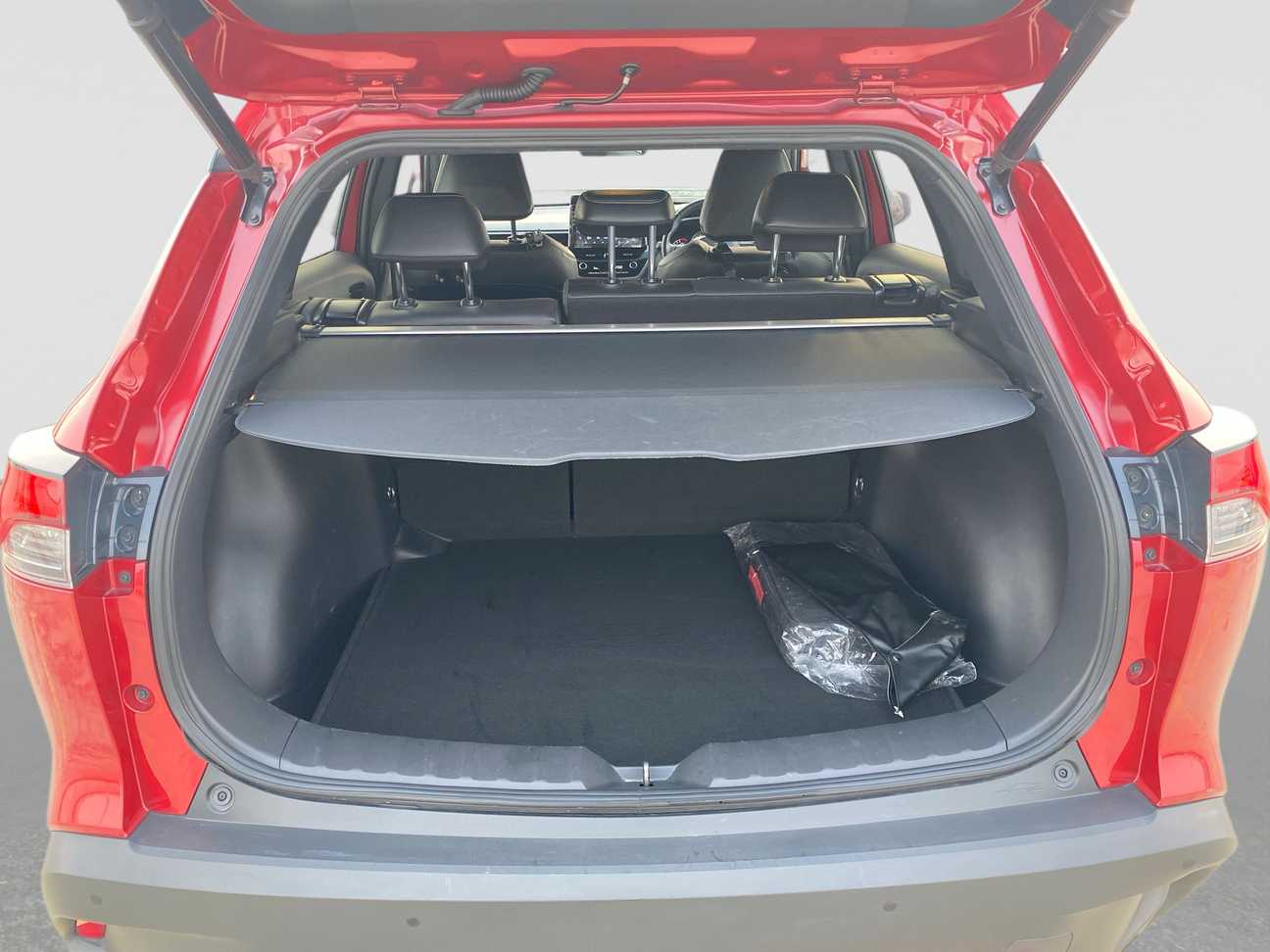 used 2022 Toyota Corolla Cross V 1.8